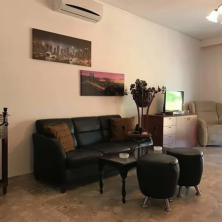 Maisonette Deluxe, 20m From The Beach Vakantiehuis