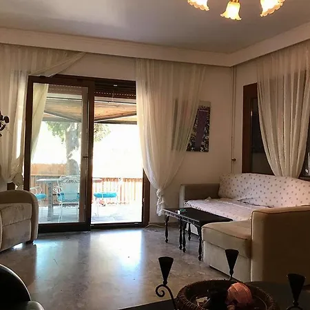 Maisonette Deluxe, 20m From The Beach Vakantiehuis *